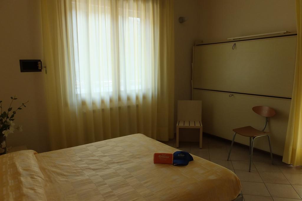 Hotel Nettuno 소토마리나 객실 사진
